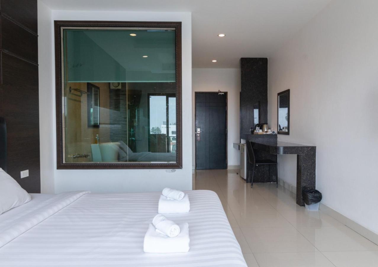 Tribe Pattaya Sha Certificated Hotel Buitenkant foto